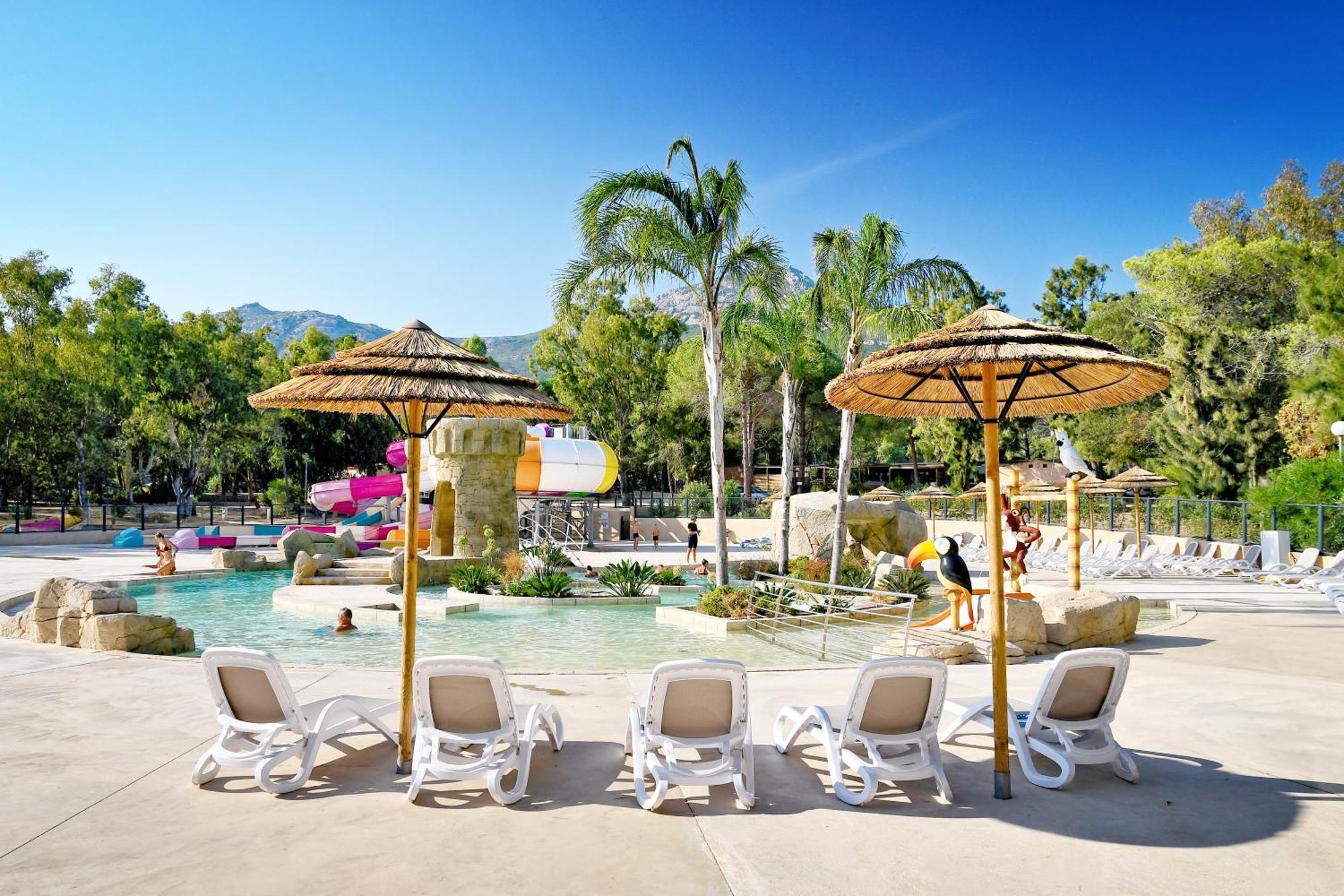 Camping Bella Vista กาลวี ภายนอก รูปภาพ